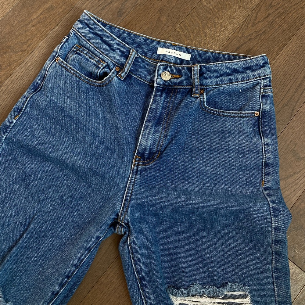 Pacsun ripped mom jeans